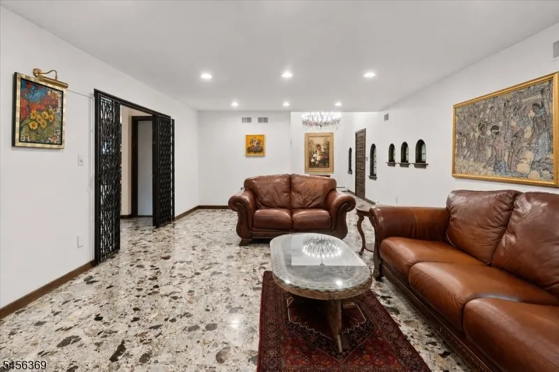 77 Pine Brook Rd Montville, NJ 07082