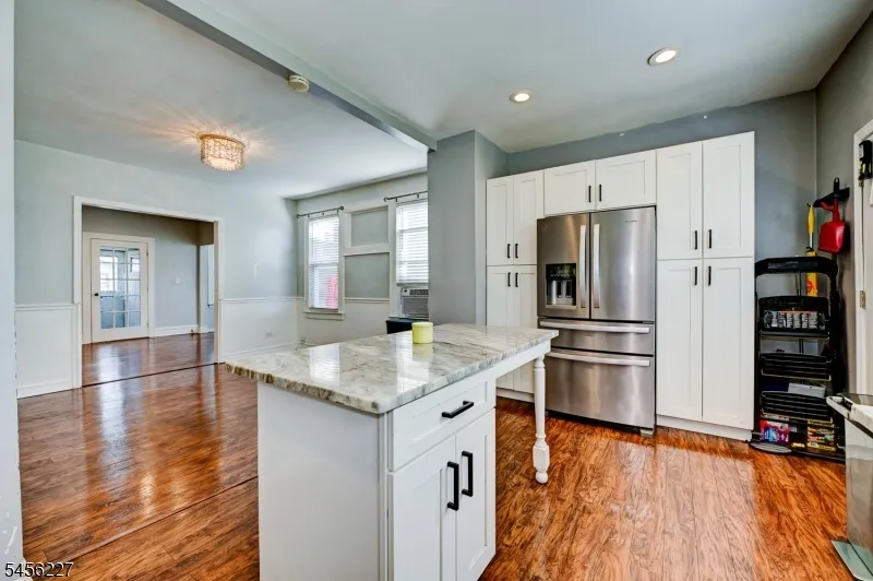 55 Coolidge St Irvington, NJ 07111