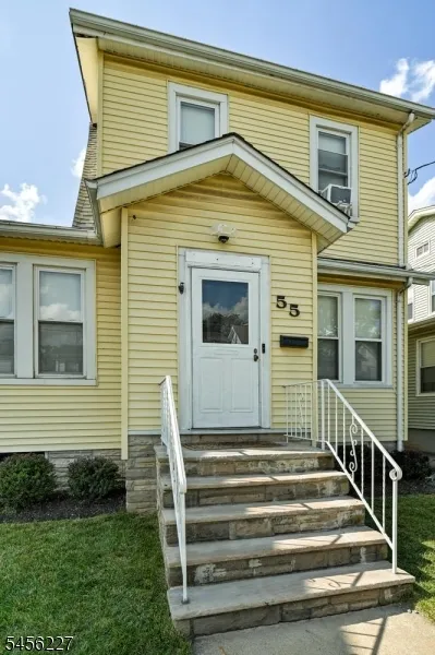 55 Coolidge St Irvington, NJ 07111