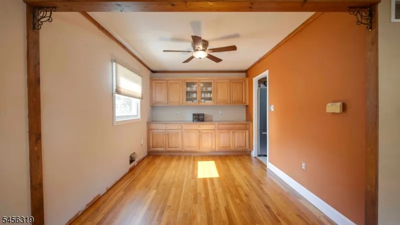 252 W Warren St Washington, NJ 07882
