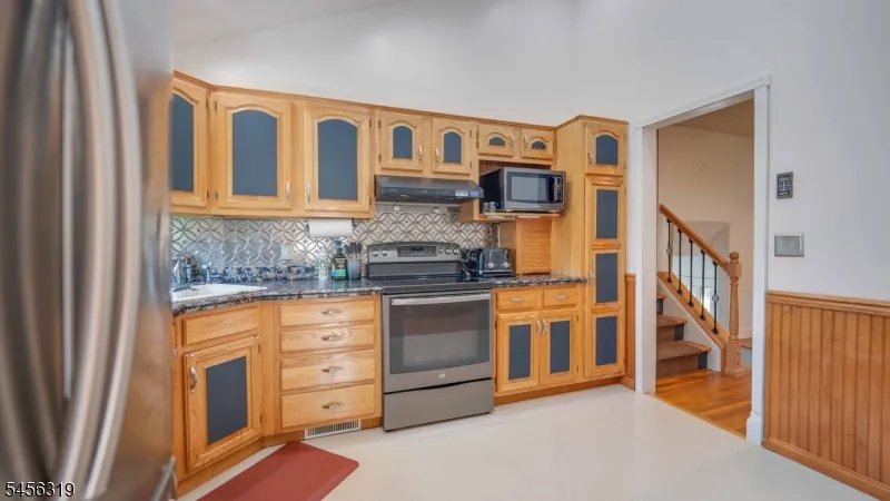 252 W Warren St Washington, NJ 07882