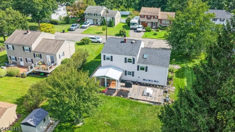 252 W Warren St Washington, NJ 07882