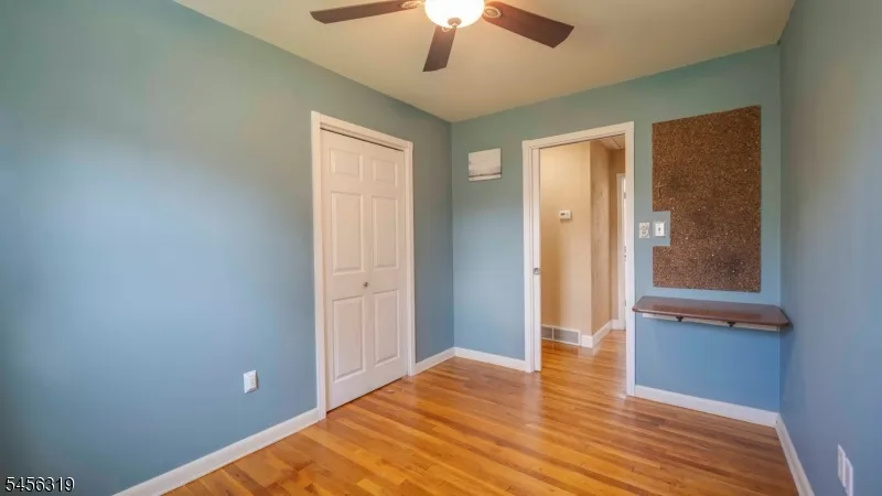 252 W Warren St Washington, NJ 07882