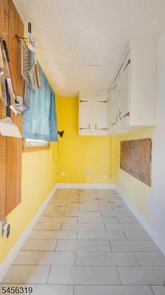 252 W Warren St Washington, NJ 07882