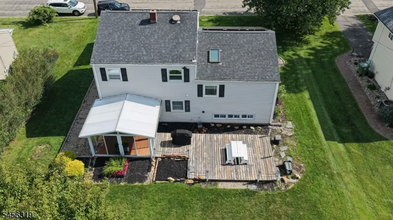 252 W Warren St Washington, NJ 07882