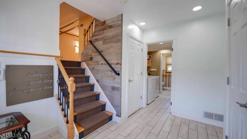 252 W Warren St Washington, NJ 07882