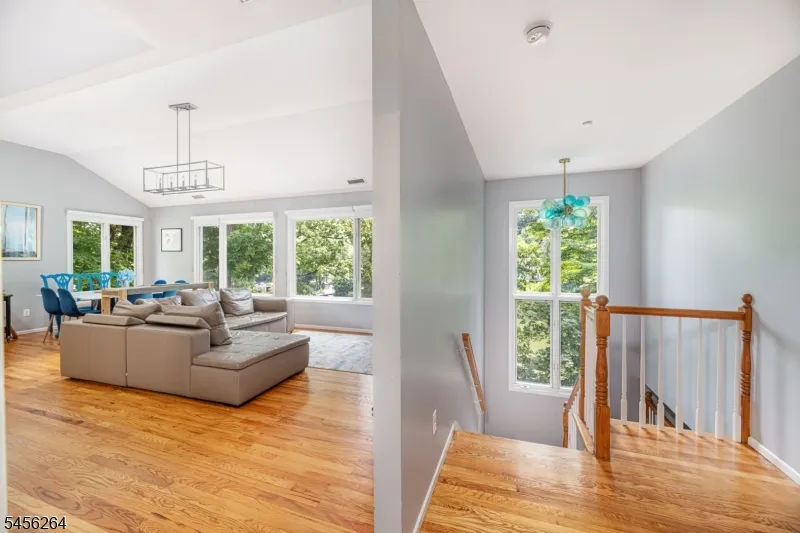 42 W Shore Dr Vernon, NJ 07462