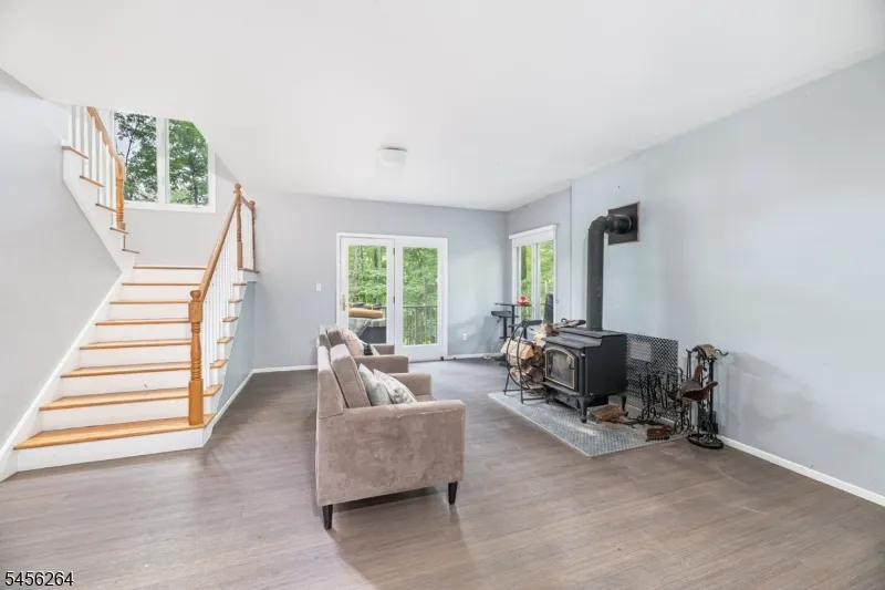 42 W Shore Dr Vernon, NJ 07462