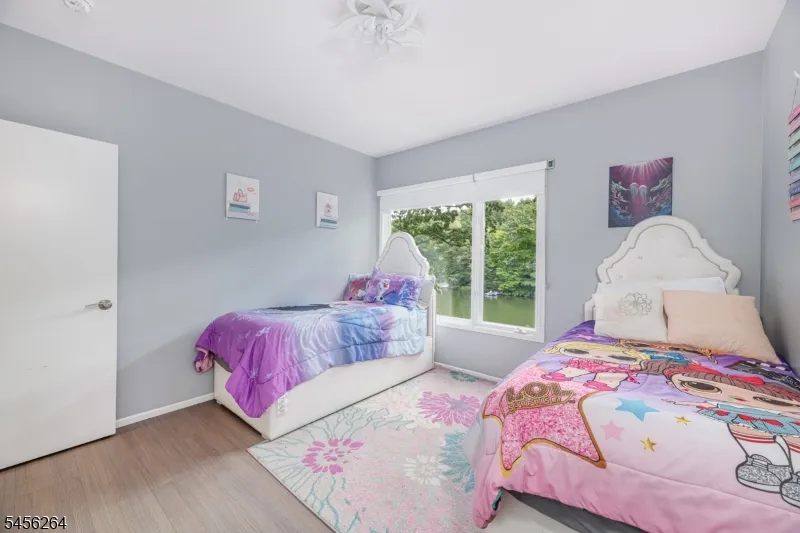 42 W Shore Dr Vernon, NJ 07462