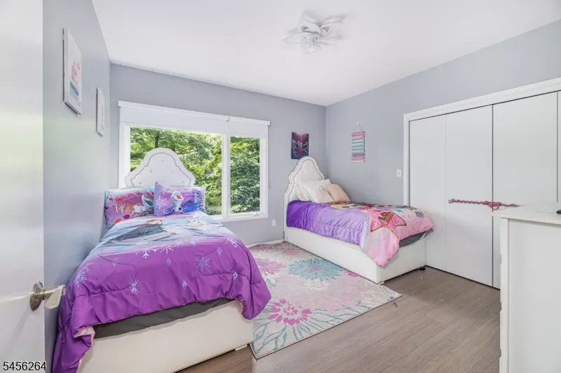 42 W Shore Dr Vernon, NJ 07462
