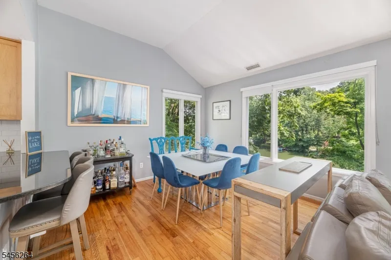 42 W Shore Dr Vernon, NJ 07462