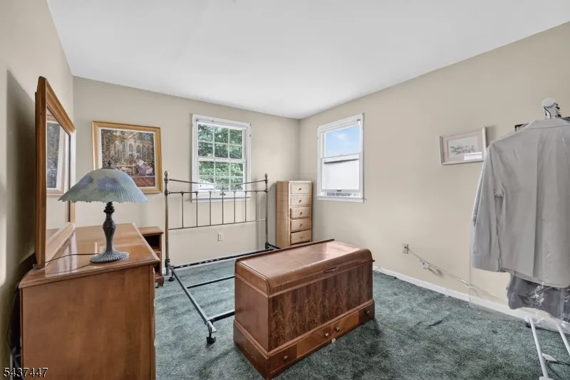 25 Princeton Dr Middlesex, NJ 08846