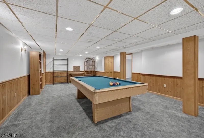 25 Princeton Dr Middlesex, NJ 08846