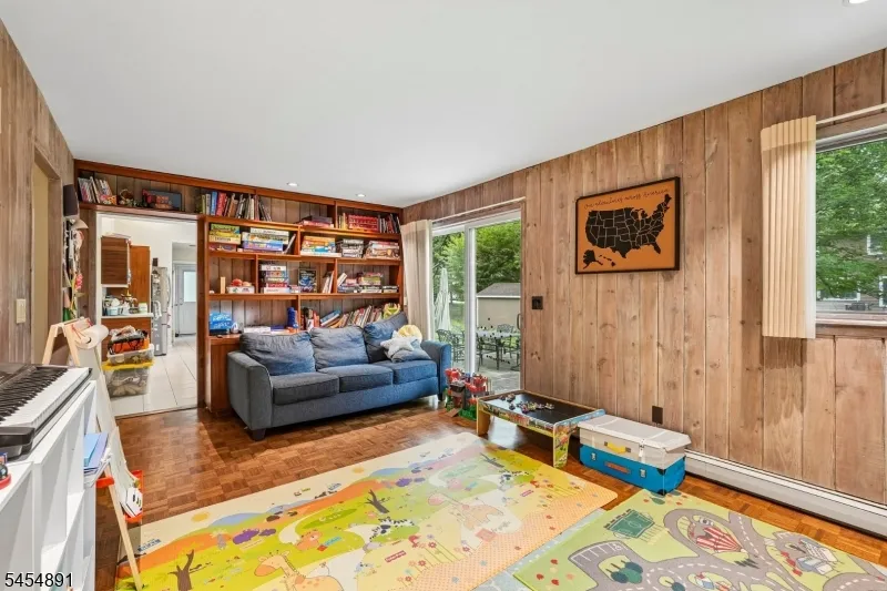 3 Kennedy Ct Wayne, NJ 07470