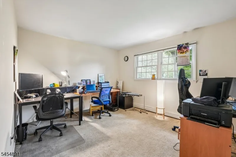 3 Kennedy Ct Wayne, NJ 07470