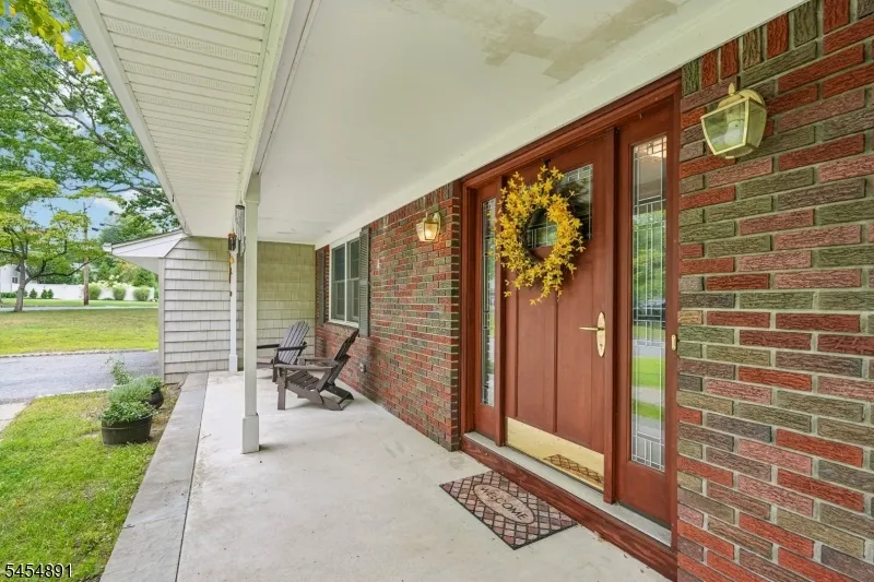 3 Kennedy Ct Wayne, NJ 07470