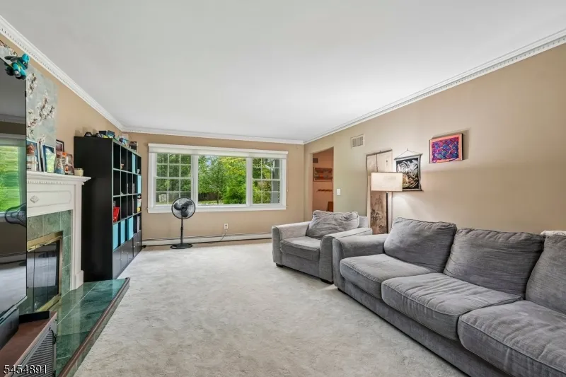 3 Kennedy Ct Wayne, NJ 07470