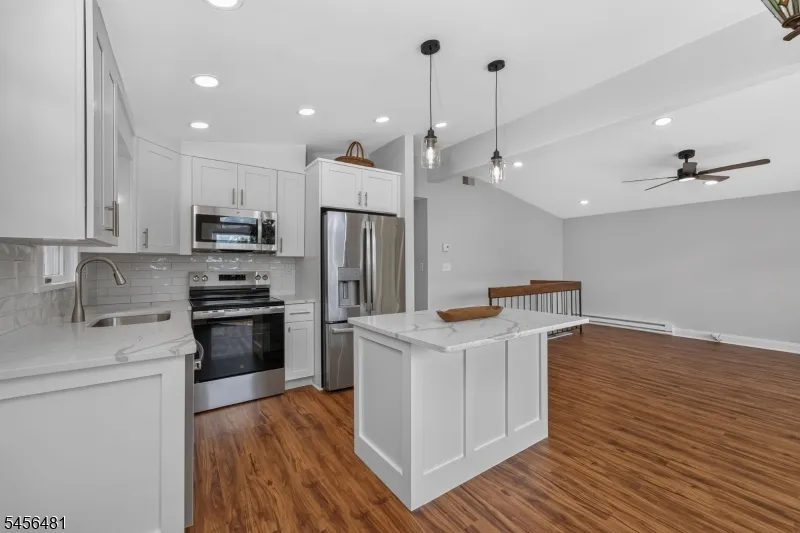 3 Pleasant Rd High Bridge, NJ 08829