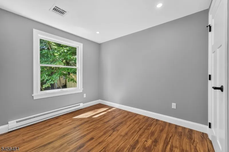 3 Pleasant Rd High Bridge, NJ 08829