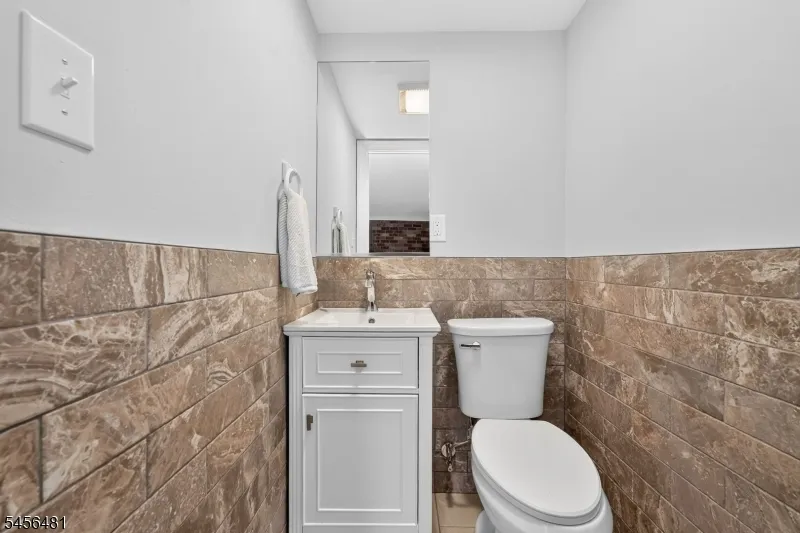 3 Pleasant Rd High Bridge, NJ 08829