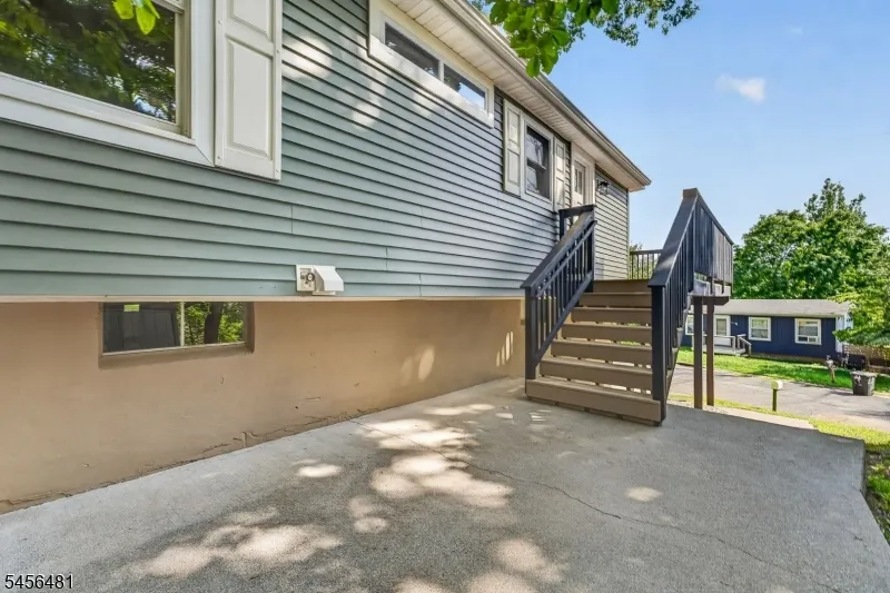 3 Pleasant Rd High Bridge, NJ 08829