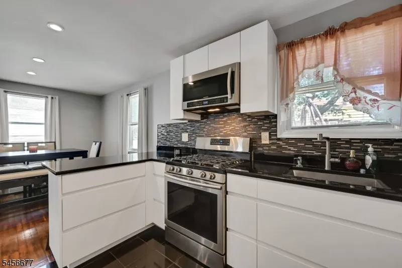 464 Simons Ave Hackensack City, NJ 07601