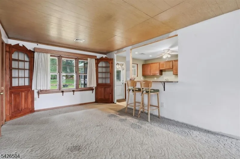 7 Essex Rd Washington, NJ 07882