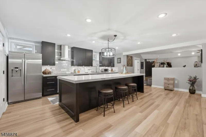 10 Old Forge Rd Green, NJ 07821