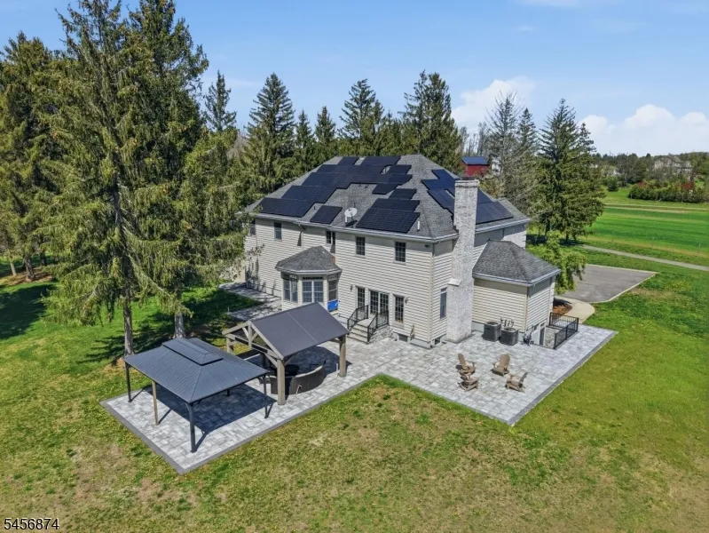10 Old Forge Rd Green, NJ 07821