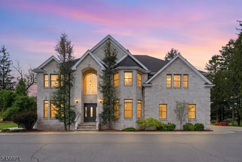 10 Old Forge Rd Green, NJ 07821