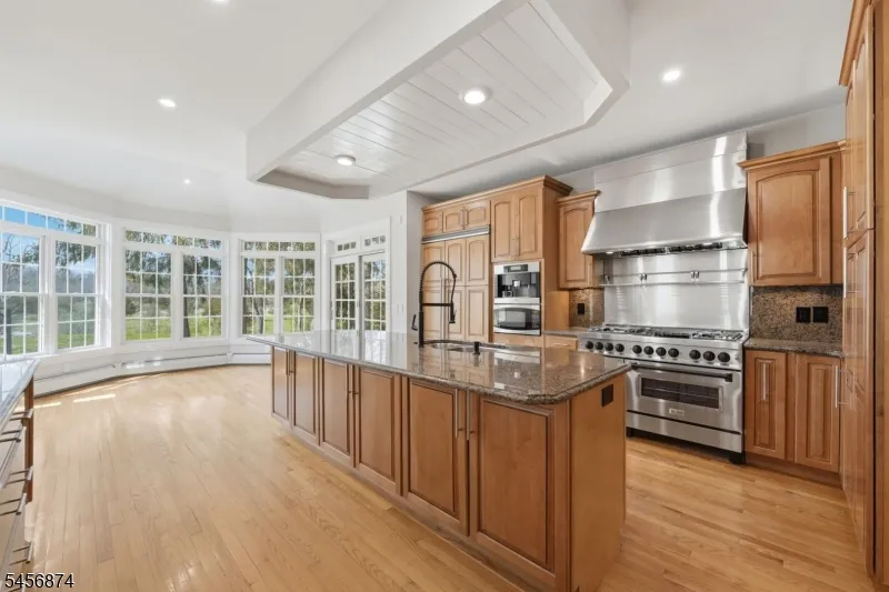 10 Old Forge Rd Green, NJ 07821