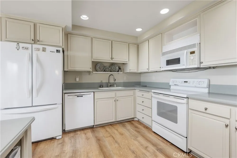 4014 Calle Sonora Oeste #2A Laguna Woods, CA 92637