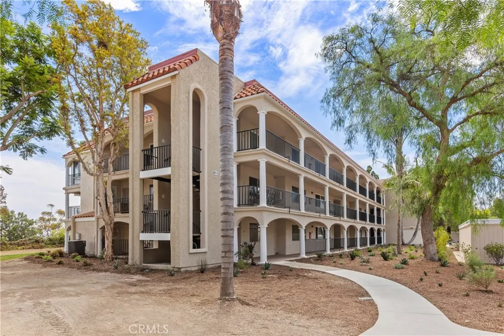 4014 Calle Sonora Oeste #2A Laguna Woods, CA 92637