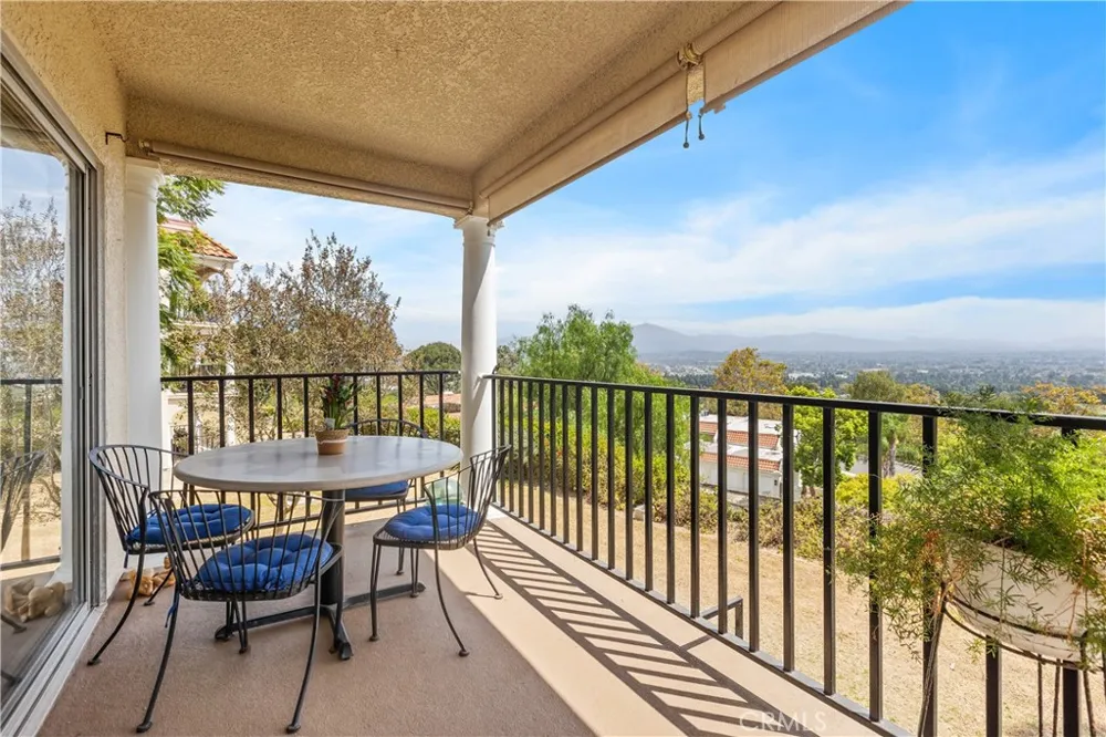 4014 Calle Sonora Oeste #2A Laguna Woods, CA 92637