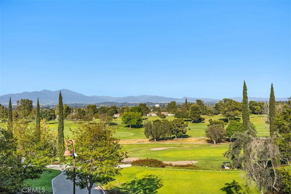 4014 Calle Sonora Oeste #2A Laguna Woods, CA 92637