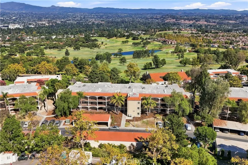 4014 Calle Sonora Oeste #2A Laguna Woods, CA 92637