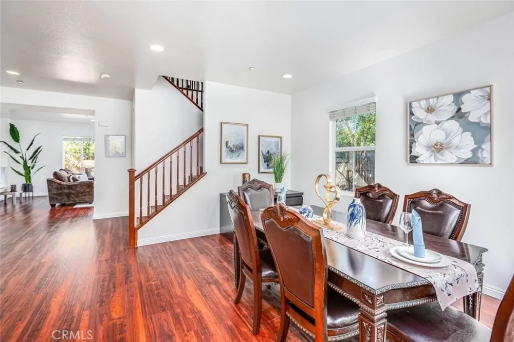 16438 Gala Fontana, CA 92337