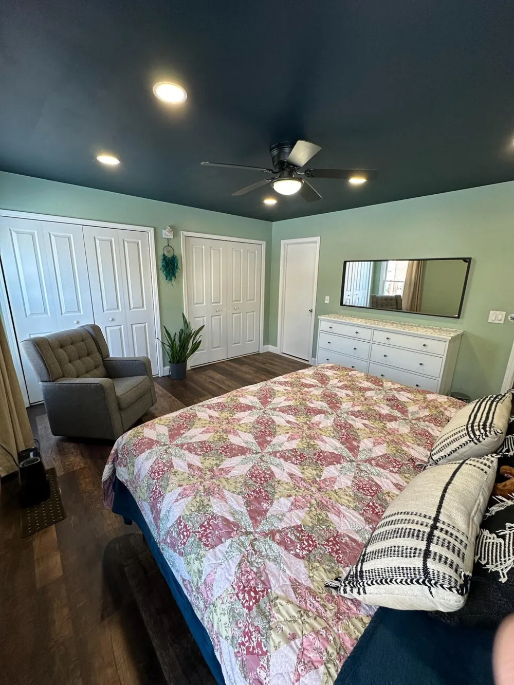 5017 Saffron Drive Troy, MI 48085