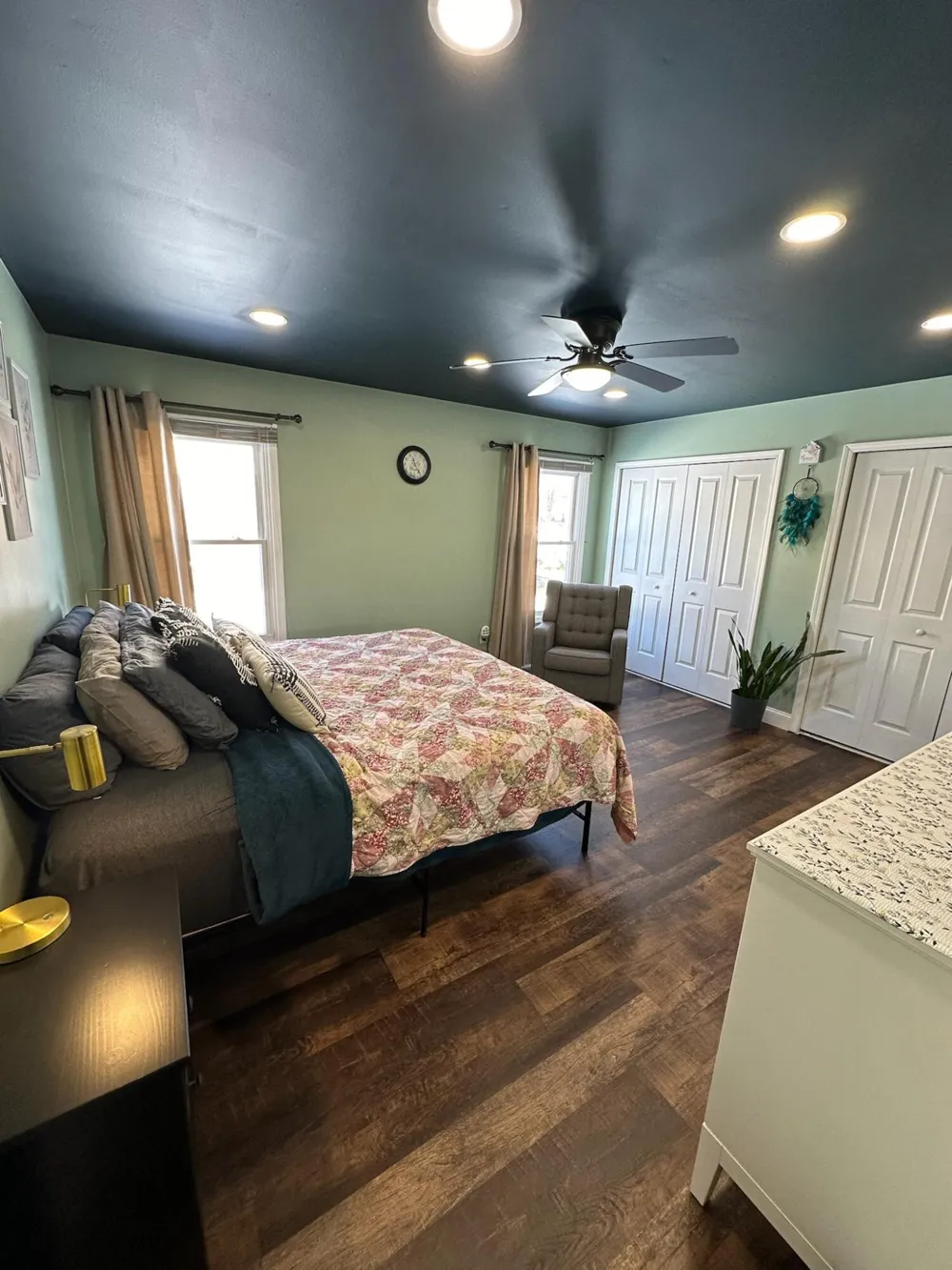 5017 Saffron Drive Troy, MI 48085