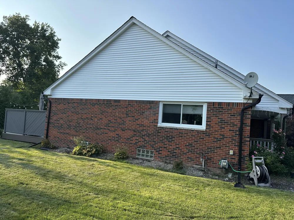 5017 Saffron Drive Troy, MI 48085