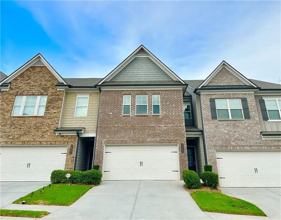 2560 Norwich Trace Snellville, GA 30078