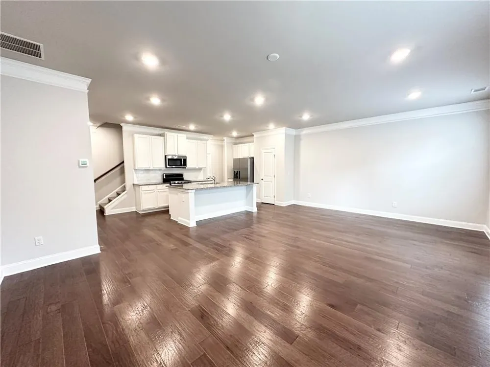 2560 Norwich Trace Snellville, GA 30078