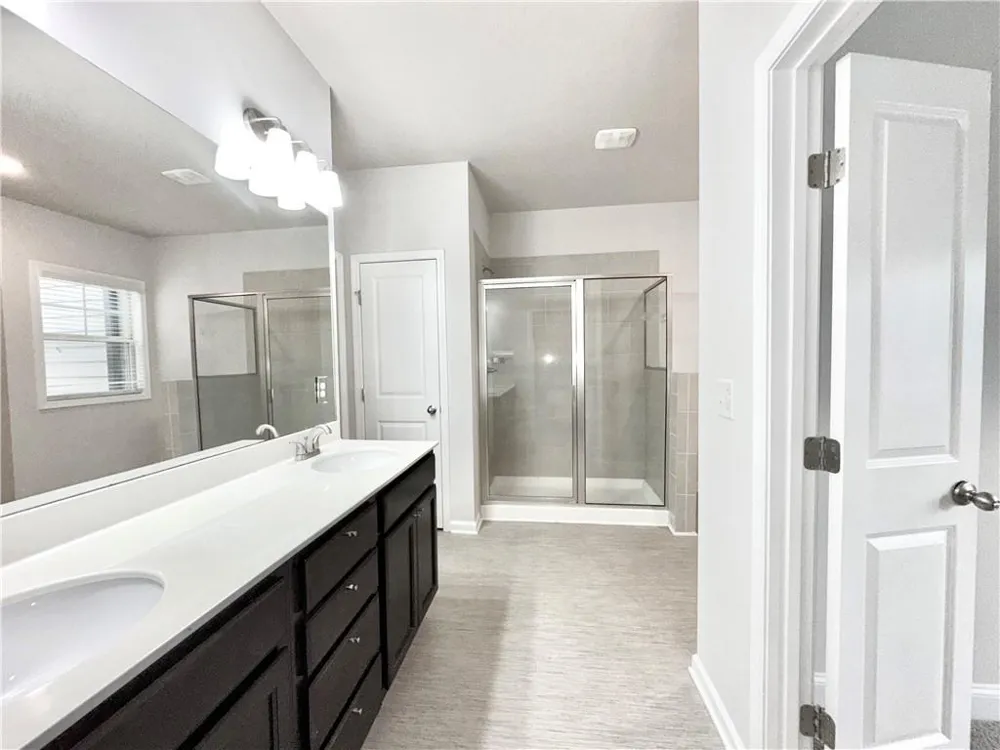 2560 Norwich Trace Snellville, GA 30078