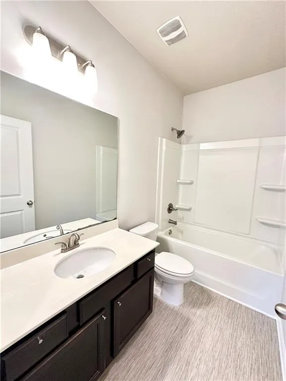 2560 Norwich Trace Snellville, GA 30078