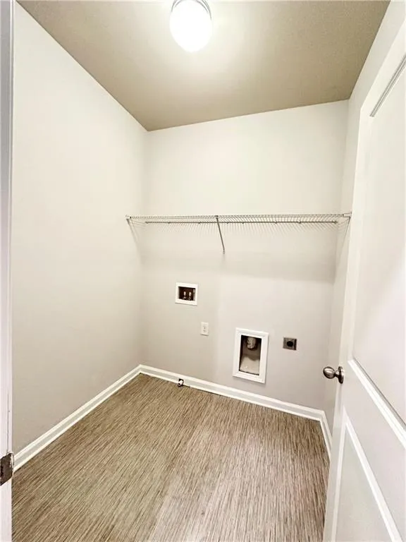 2560 Norwich Trace Snellville, GA 30078