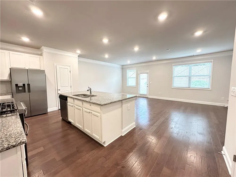 2560 Norwich Trace Snellville, GA 30078