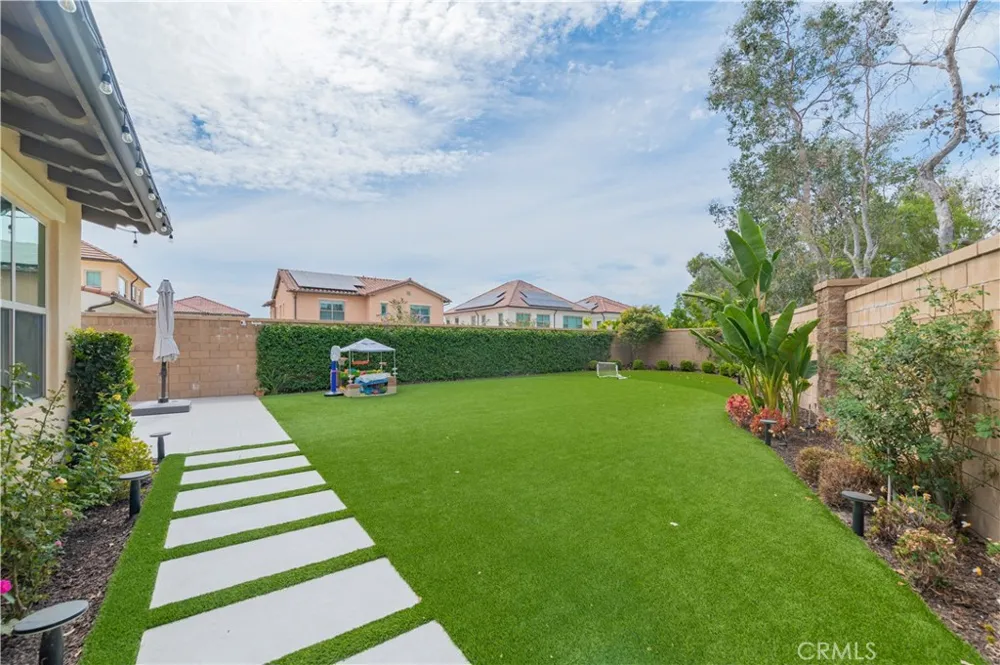 101 Wheat Irvine, CA 92620