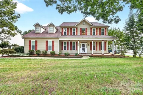 6200 Greengate Lane