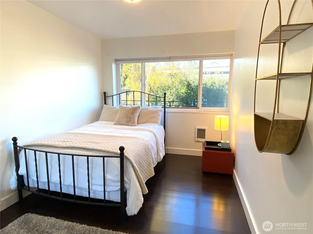 2524 Boyer Avenue E Seattle, WA 98102