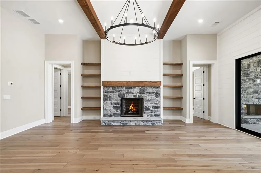 2200 Upper Burris Road Canton, GA 30114